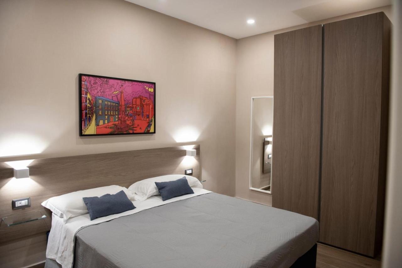 Famalu Apartments Неаполь Экстерьер фото