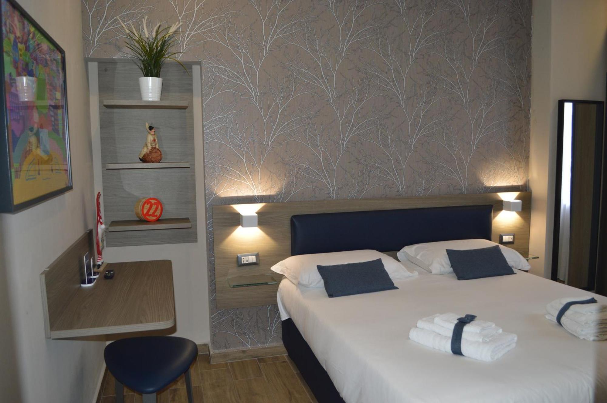 Famalu Apartments Неаполь Экстерьер фото