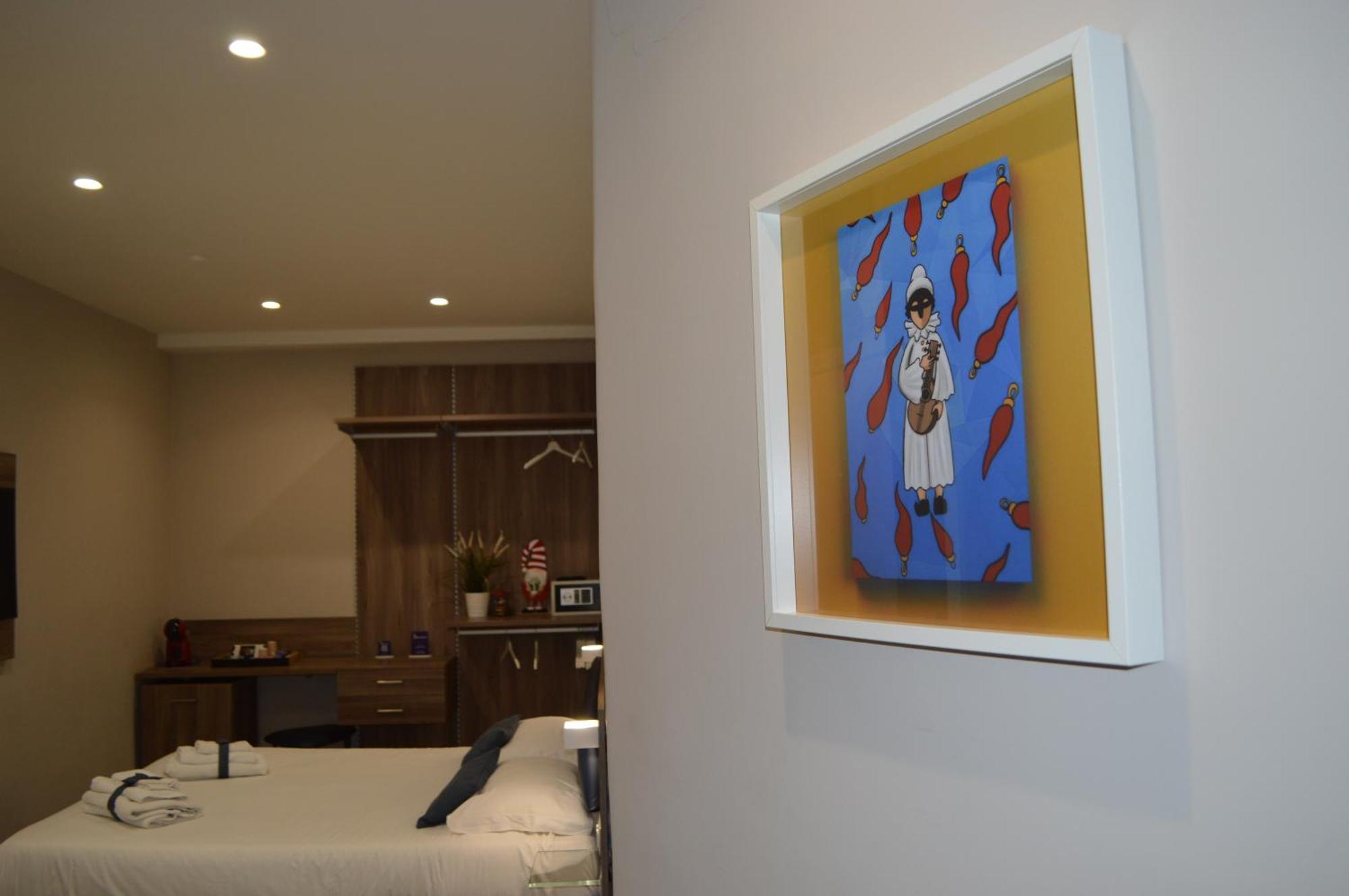 Famalu Apartments Неаполь Экстерьер фото